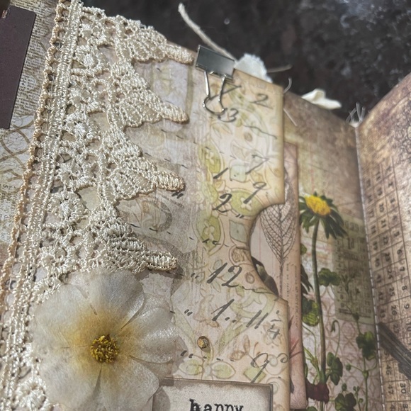 Vintage junk journal SOLD - Picture 15 of 16